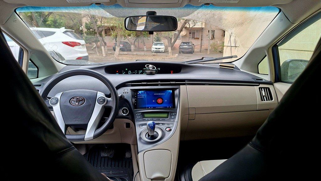 Toyota Prius, 1.8 L, 1.3 kWh, 2011 il, 284 741 km — Avtomobillər, Bakı (10)