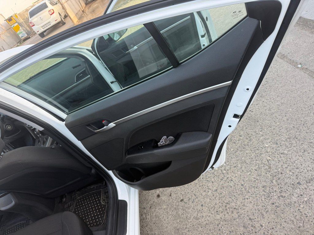 Hyundai Elantra, 2.0 L, 2020 il, 104 000 km — Avtomobillər, Bakı (11)