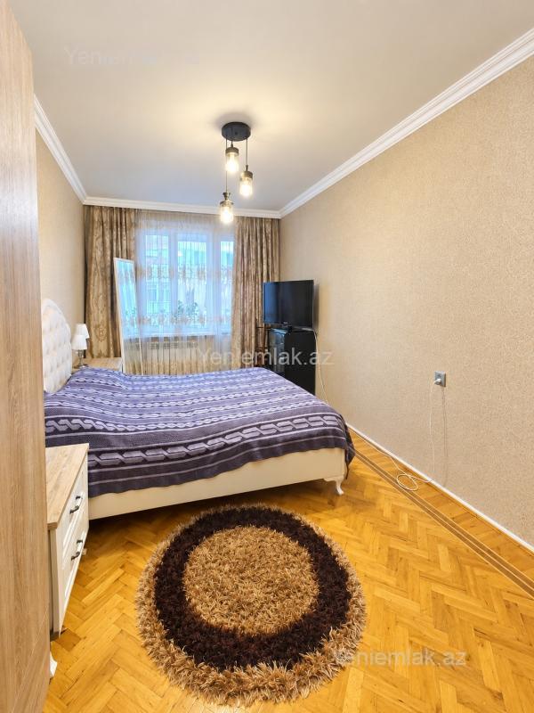 Satılır 4 otaqlı Bina evi menzil (Köhnə tikili), 100 m², Yasamal rayonu — Mənzil, Bakı (11)