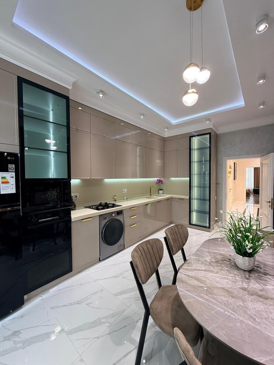 Satılır 4 otaqlı yeni tikili 182 m² — Mənzil, Bakı (8)