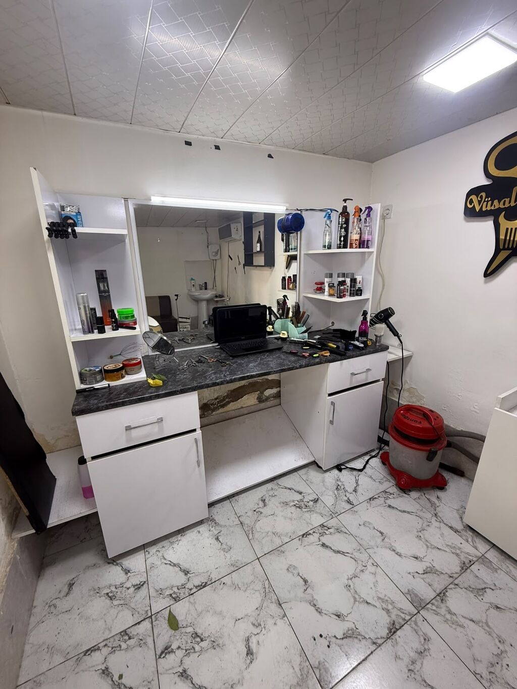 Aynur 2 Salon guzgusu *Qiymet 120azn* Ünvan xırdalan 474 — Salon mebeli, Bakı