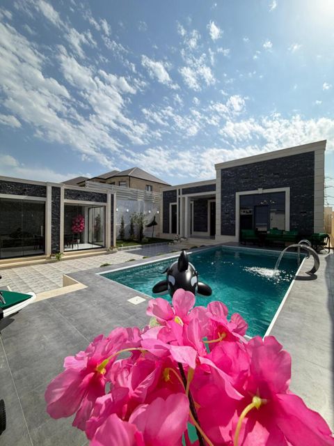 Satılır 4 otaqlı həyət evi/bağ evi 180 m² — Bakı