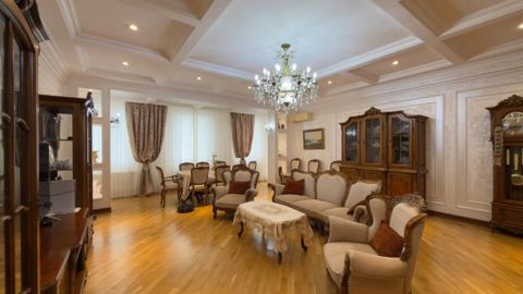 Satılır 4 otaqlı yeni tikili 225 m² — Bakı