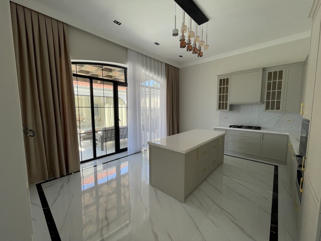 Satılır 5 otaqlı həyət evi/bağ evi 280 m² — Ev, villa, Bakı (11)