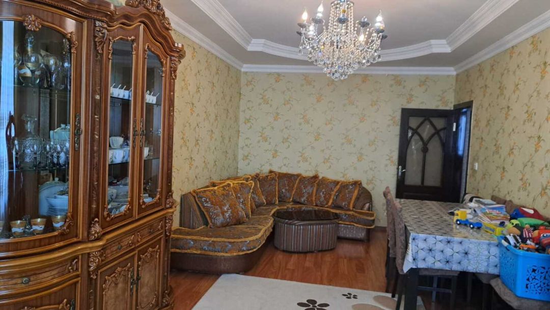 Satılır 4 otaqlı köhnə tikili 110 m² — Mənzil, Bakı