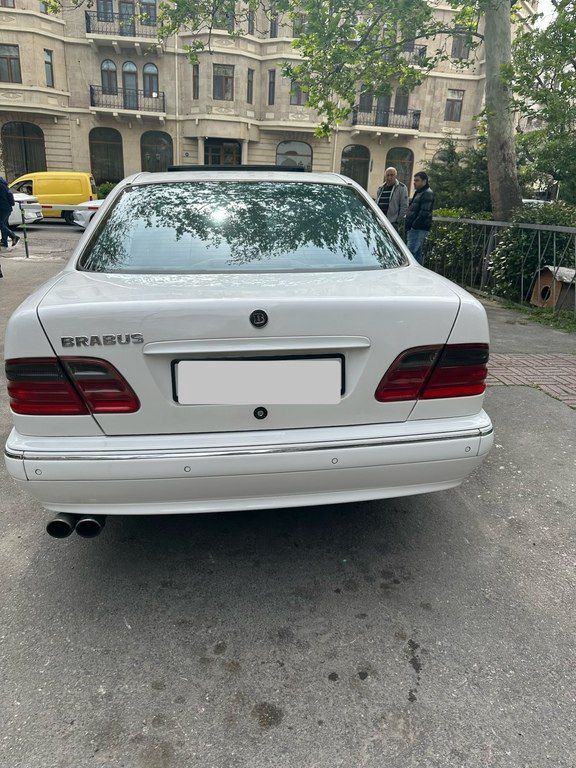 Mercedes E 240, 2.6 L, 2001 il, 313 000 km — Avtomobillər, Bakı (2)