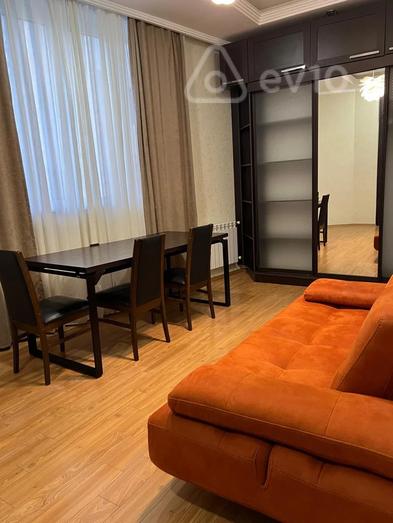 4 otaqlı mənzil, 135 m², Təbriz küçəsi — kirayə — Mənzil, Bakı (4)