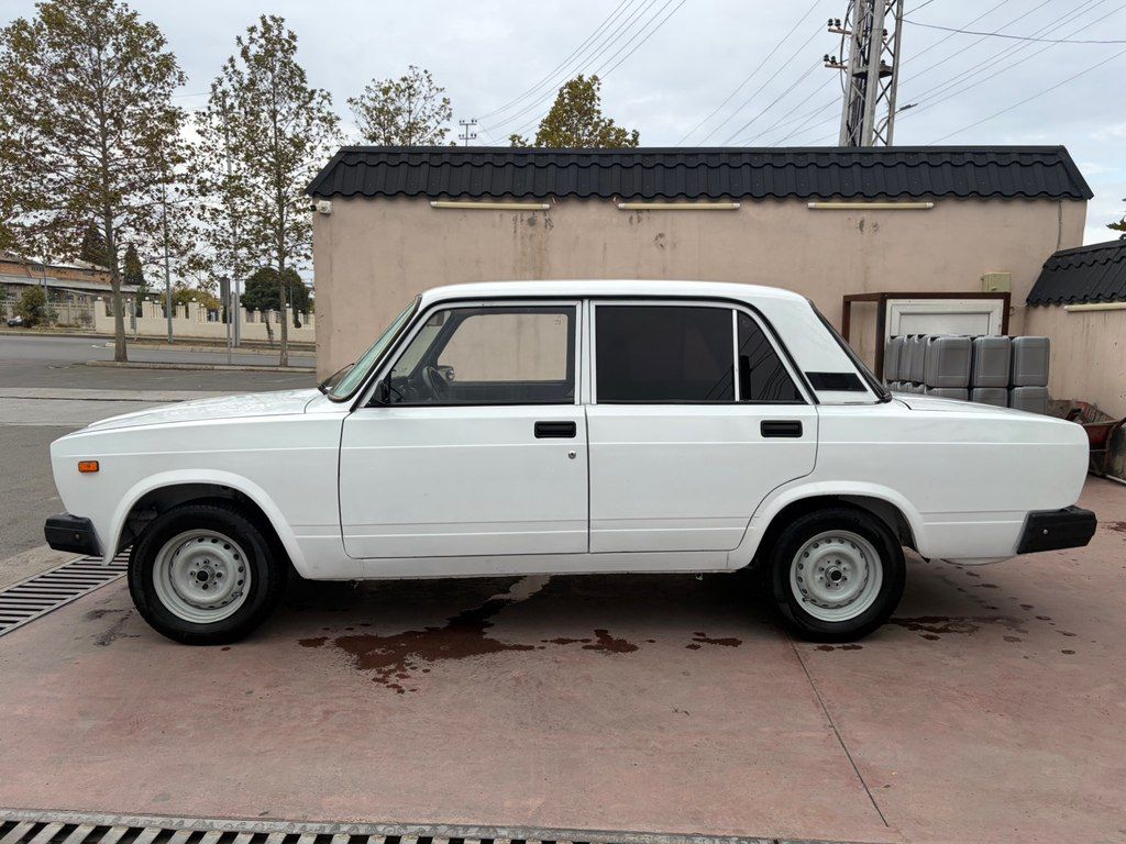 Lada (VAZ) 2107, 1.6 L, 2004 il, 100 000 km 10-NL-907 — Avtomobillər, Gəncə (3)