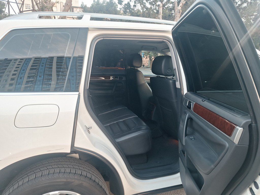 Volkswagen Touareg, 3.6 L, 2009 il, 230 000 km — Avtomobillər, Bakı (12)