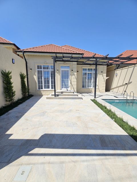 Satılır 3 otaqlı həyət evi/bağ evi 130 m² — Bakı