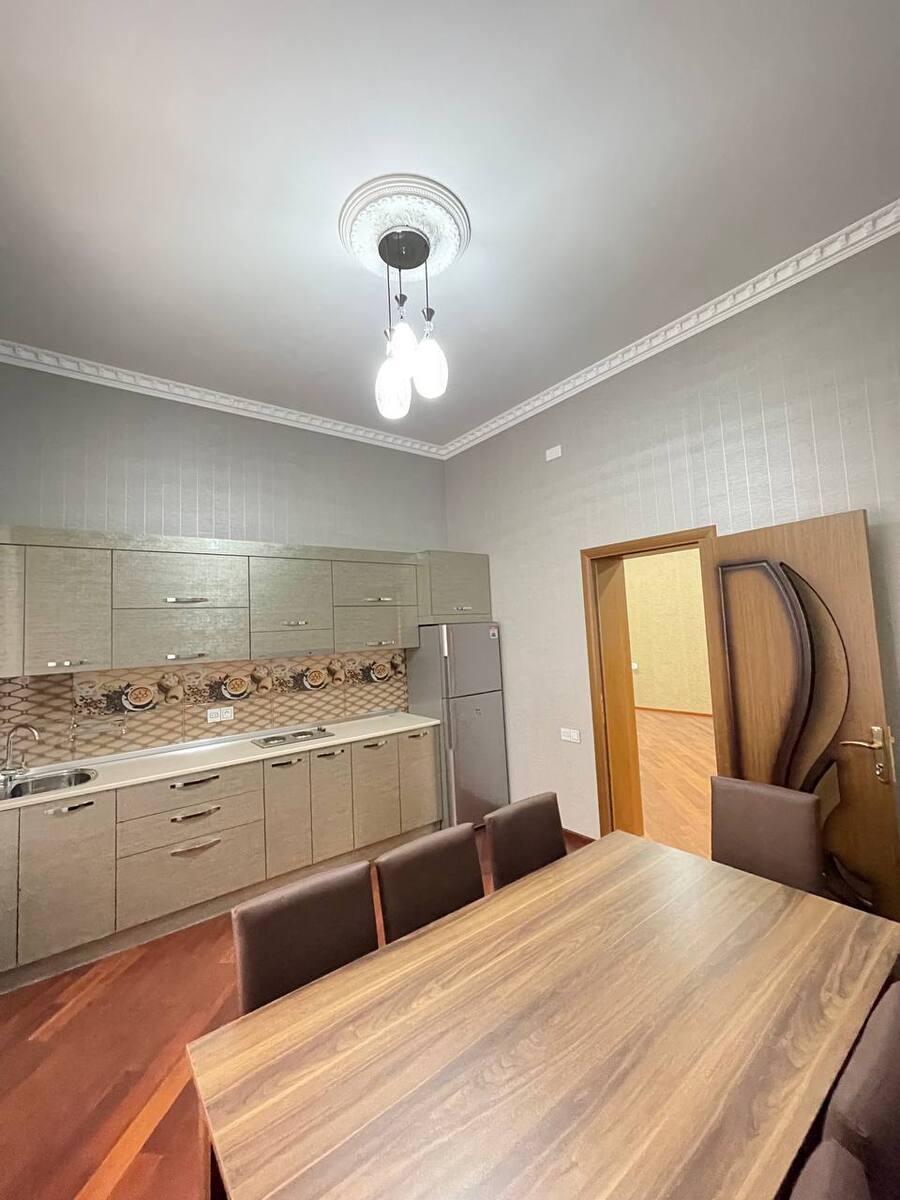 Satılır 5 otaqlı həyət evi/bağ evi 464 m² — Ev, villa, Bakı (7)