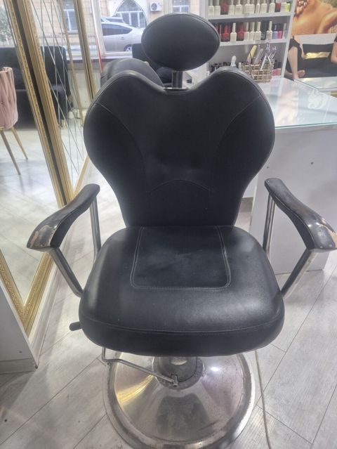 Qaş kreslosu 90 azn.Ünvan Lökbatan.Ayla91Peşəkar salon kreslosu — Digah