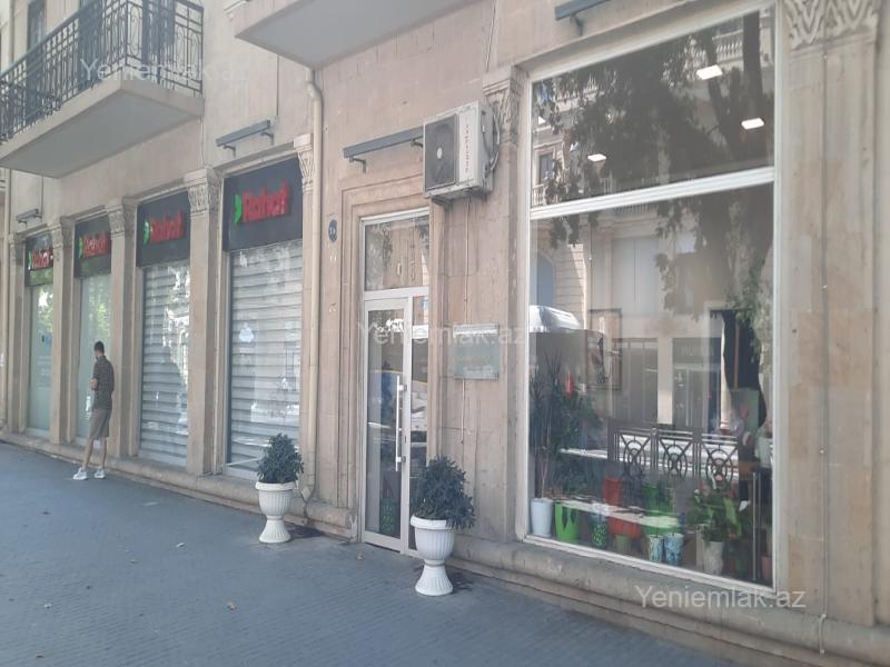 Kirayə 4 otaqlı Bina evi menzil (Köhnə tikili), 100 m², Səbail rayonu — Mənzil, Bakı (9)