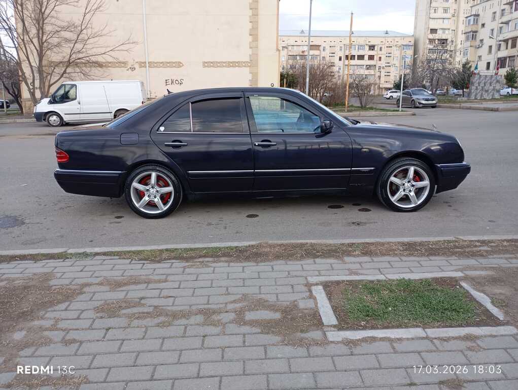 Mercedes E 200, 2.0 L, 1997 il, 300 000 km 09-BR-749 — Avtomobillər, Gəncə (2)