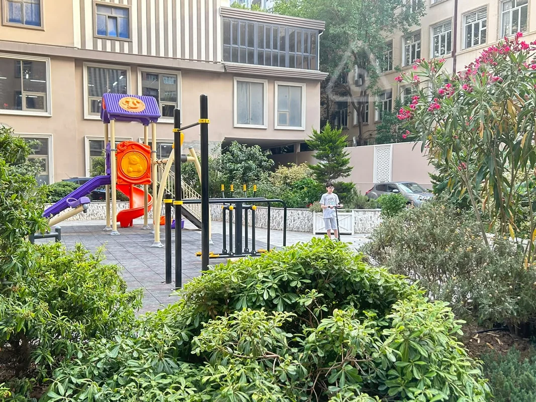 3 otaqlı mənzil, 154 m², Mirqasımov — Mənzil, Bakı (2)