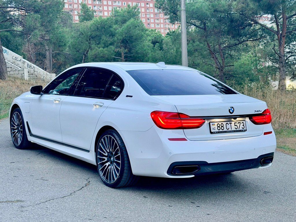 BMW 740, 2.0 L, 9.2 kWh, 2019 il, 137 000 km — Avtomobillər, Bakı (4)