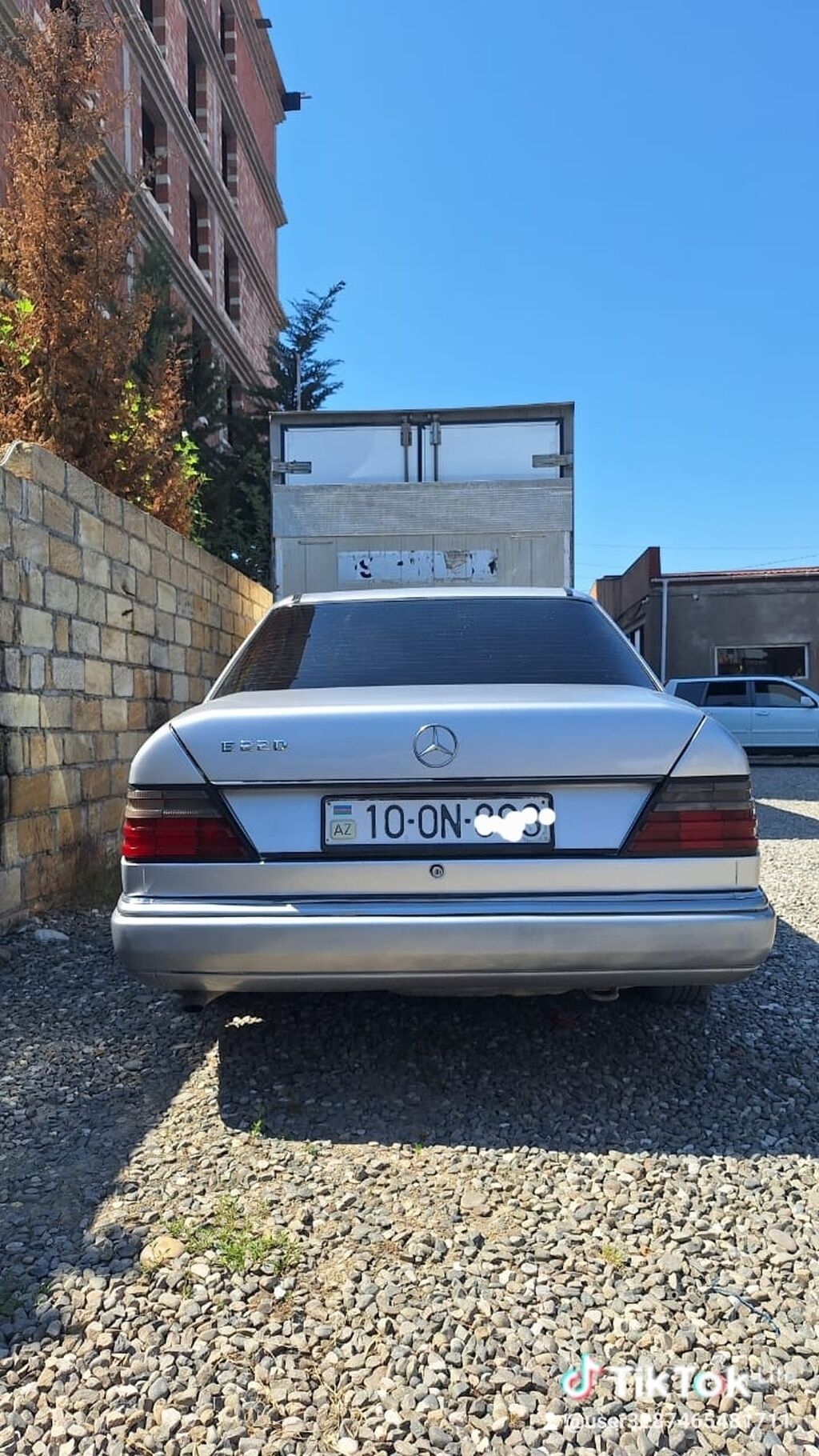 Mercedes-Benz E 220: 2.2 l Sedan 10-ON-893 — Avtomobillər, Quba (4)