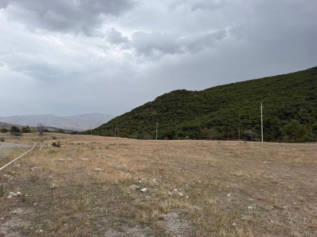 90 sot torpaq satílír Altíaĝacda Xelenc kendi tras kenarí cox — Torpaq, Xızı (5)