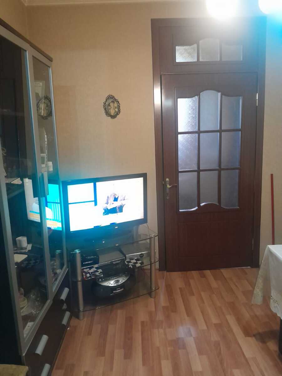 Satılır 2 otaqlı köhnə tikili 60 m² — Mənzil, Bakı (2)