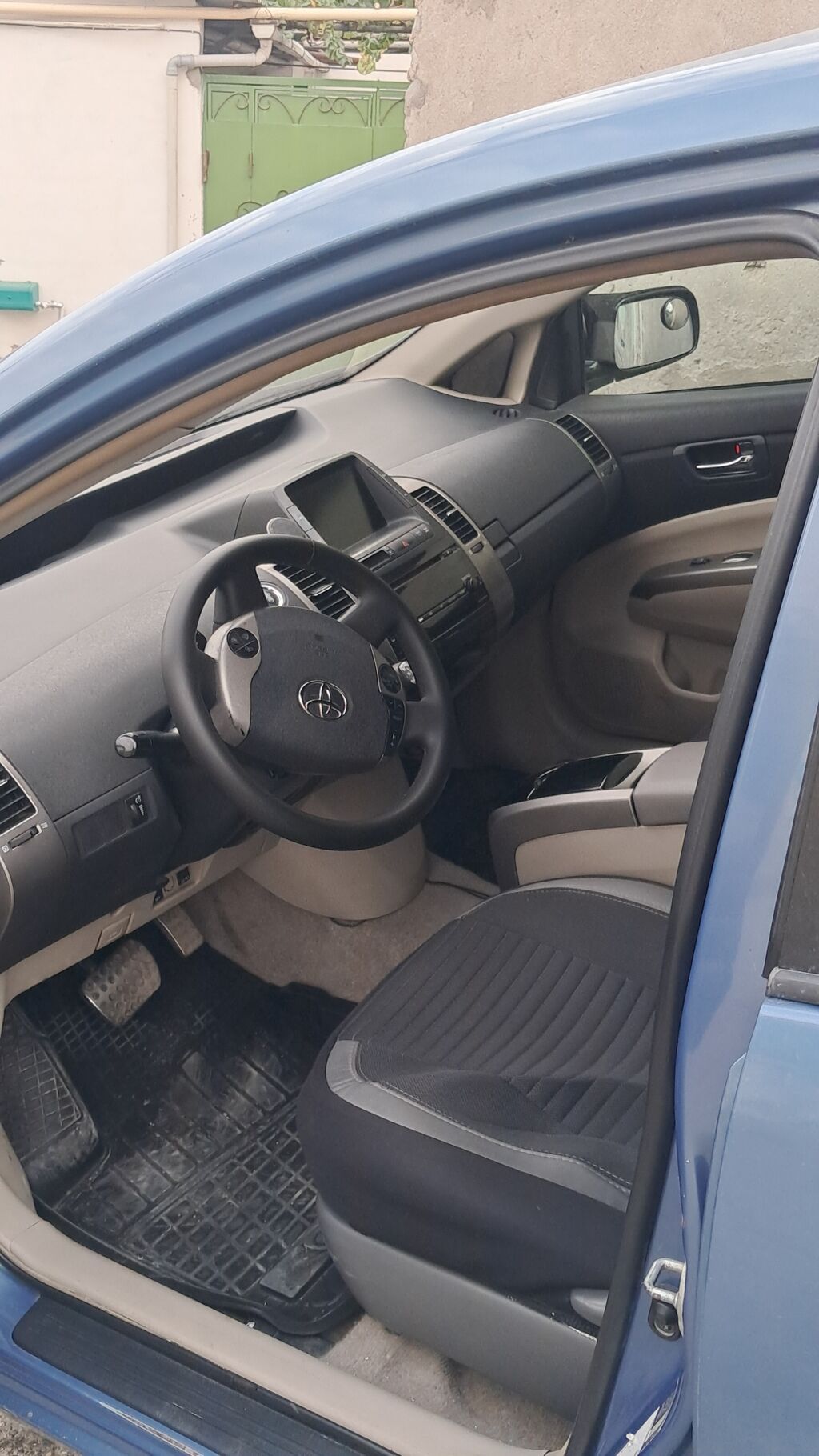 Toyota Prius (2-ci nəsil) – mavi rəngli hibrid liftbek. Texniki — Avtomobillər, Mehdiabad (5)