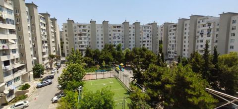 Satılır 3 otaqlı köhnə tikili 75 m² — Bakı