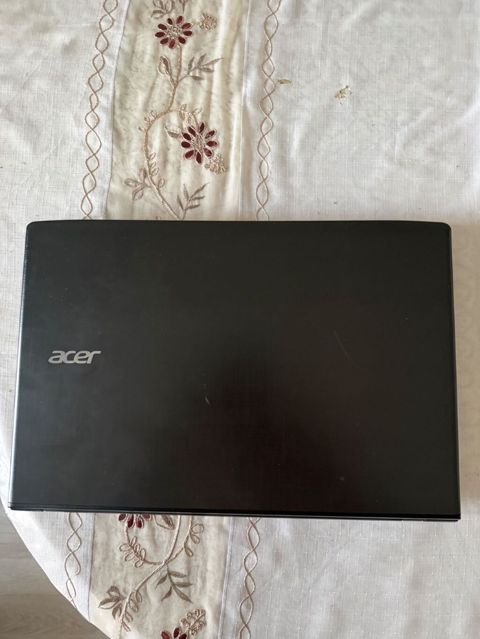 Acer Aspire ES-576G noutbuku Texniki göstəricilər: - Model: Acer — Bakı