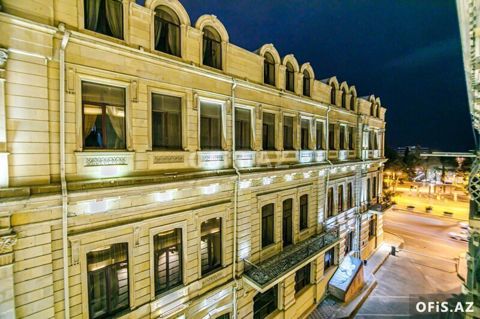 Köhnə tikili Kirayə Verilir Səbail r., Sahil m., 4 otaq, 170 m² — Bakı