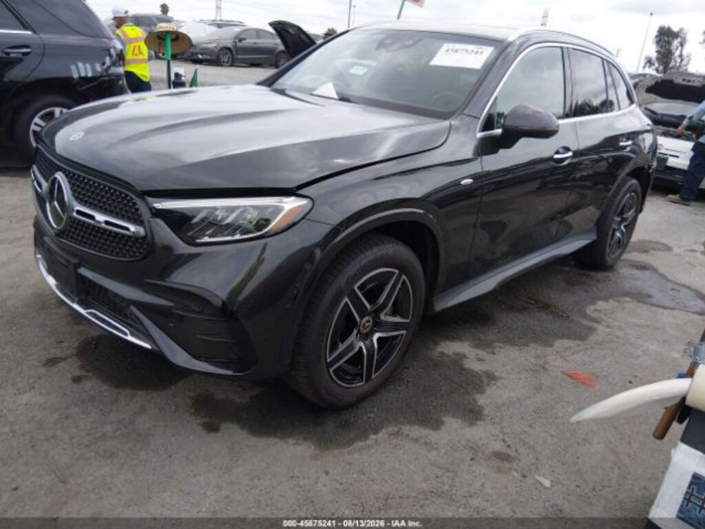 Mercedes GLC 400 e 4MATIC, 2.0 L, 31.2 kWh, 2025 il, 22 557 km — Avtomobillər (2)
