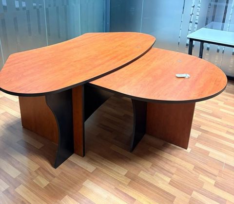 100₼ ofis masası satılır Gənclik 4321 zeyno — Digah