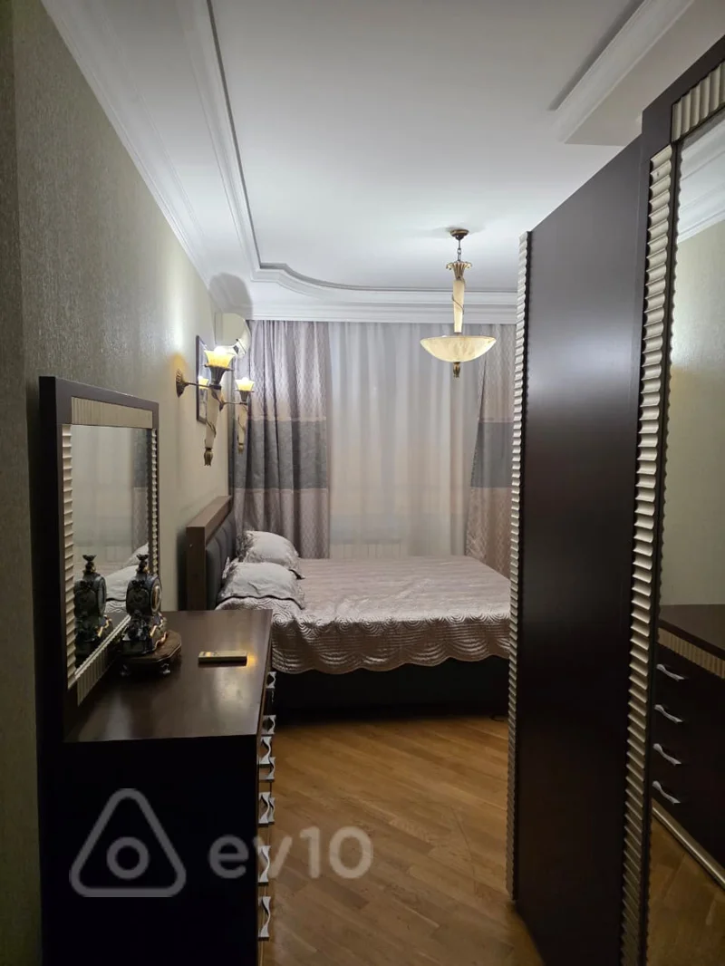 4 otaqlı mənzil, 196 m², İnşaatçılar Prospekti — kirayə — Mənzil, Bakı (6)