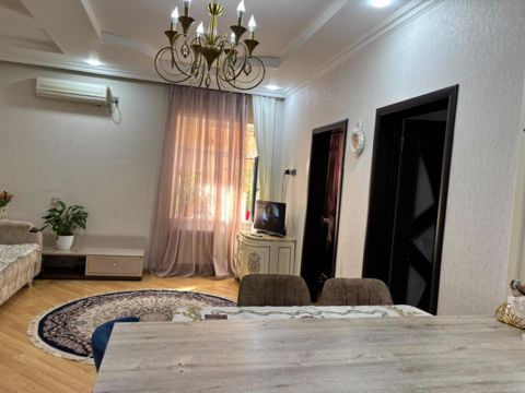 İcarəyə verilir 2 otaqlı köhnə tikili 50 m² — Bakı