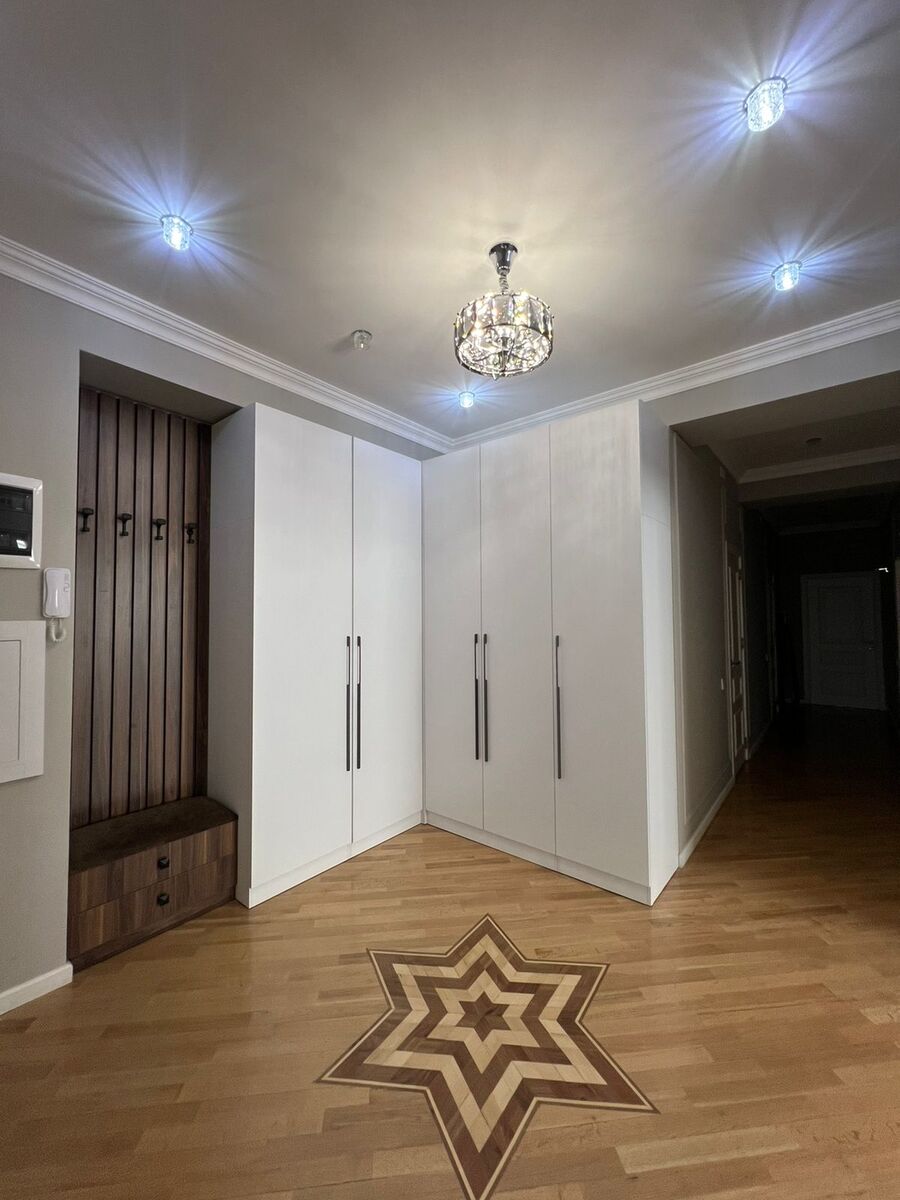 İcarəyə verilir 3 otaqlı yeni tikili 140 m² — Mənzil, Bakı (7)