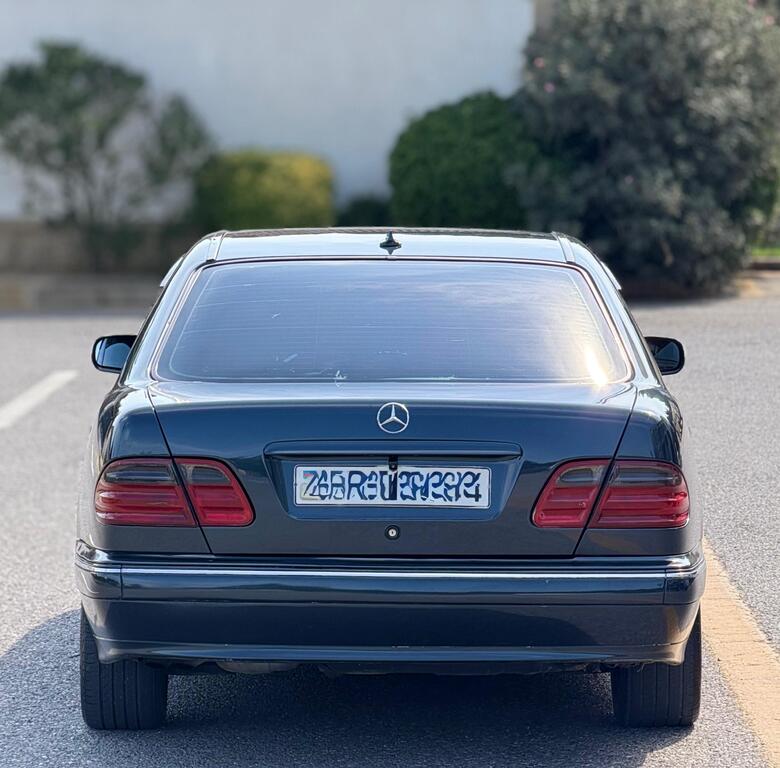 Mercedes E 240, 2.4 L, 1999 il, 350 000 km — Avtomobillər, Bakı (9)