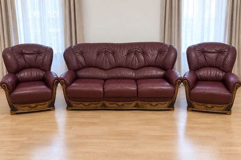 Divan iki kreslo satilir. Kojadir keyfiyyətlidir tezekimidir. Qiymet — Bakı