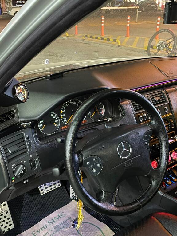 Mercedes E 320, 3.2 L, 1998 il, 400 000 km 77-MV-028 — Avtomobillər, Bakı (12)