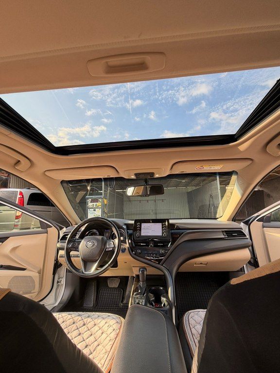 Toyota Camry, 2.5 L, 1.6 kWh, 2023 il, 71 000 km — Avtomobillər, Balakən (12)