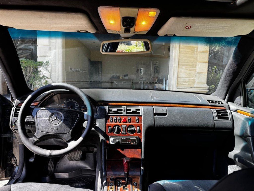 Mercedes E 240, 2.4 L, 1998 il, 251 000 km — Avtomobillər, Bakı (3)