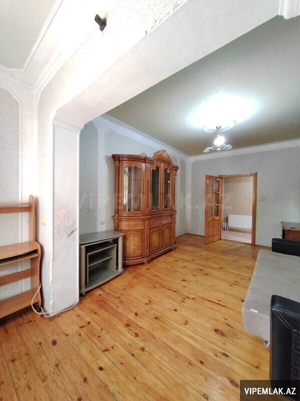 Xətai rayonunda 2 otaqlı Köhnə tikili Satılır, 70 m² — Mənzil, Bakı (2)
