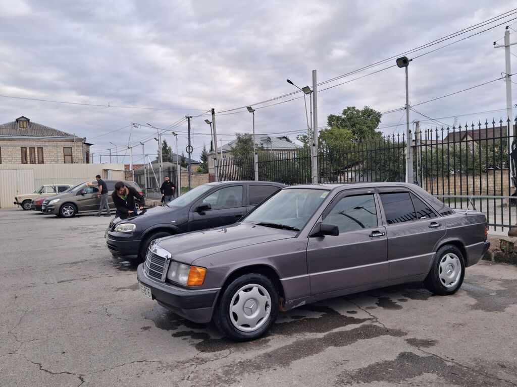 Mercedes-Benz 190 (W201): 1.8 l 1992 il Sedan — Avtomobillər, Qusar (3)