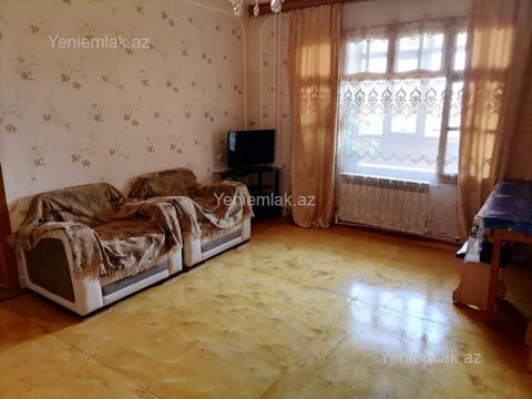 Kirayə 4 otaqlı Bina evi menzil (Köhnə tikili), 82 m², 18-ci mikrorayon — Sumqayıt