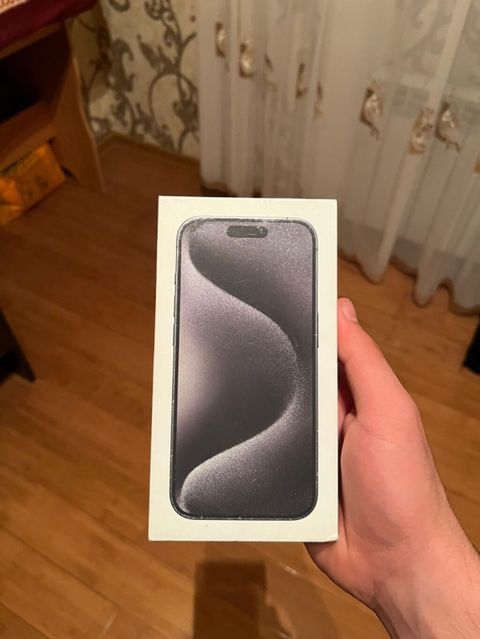 IPhone 15 Pro, 256 GB, Black Titanium, Face ID — Bakı