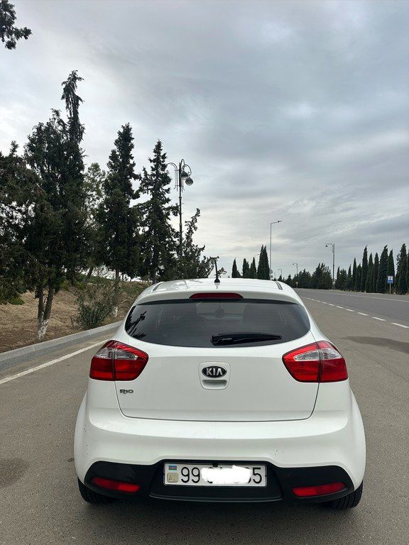 Kia Rio, 1.4 L, 2013 il, 243 000 km — Avtomobillər, Şirvan (2)