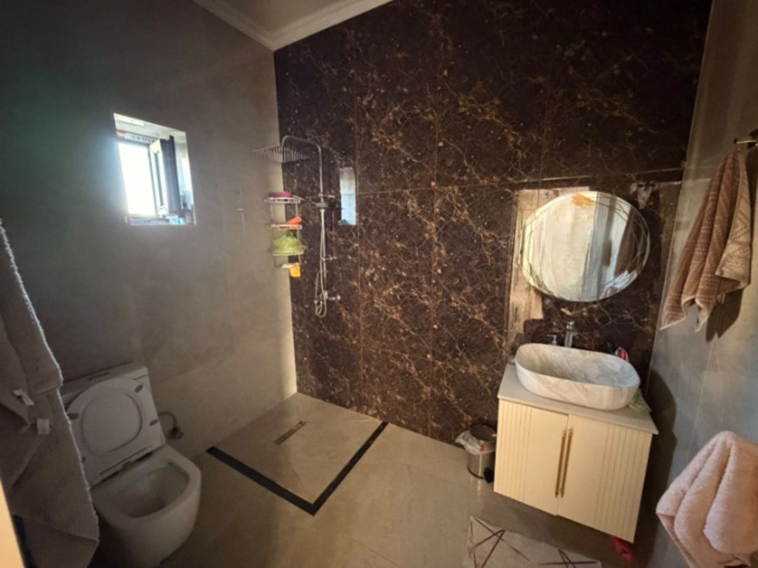 Satılır 5 otaqlı həyət evi/bağ evi 220 m² — Ev, villa, Bakı (8)