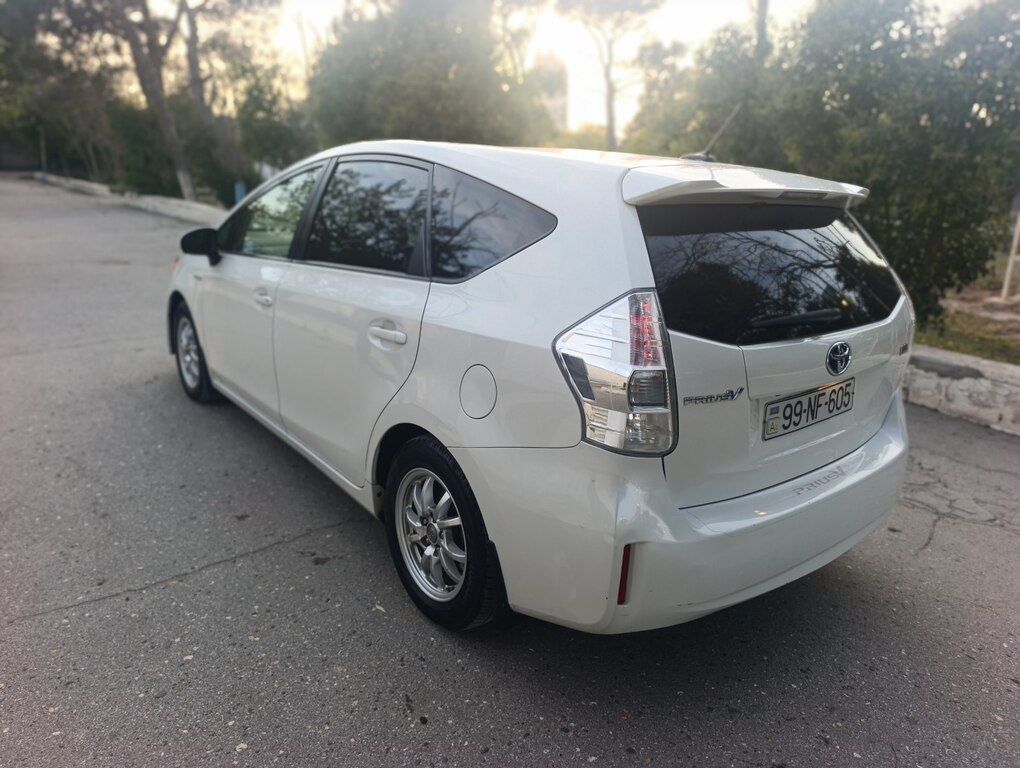 Toyota Prius V, 1.8 L, 1.3 kWh, 2012 il, 158 000 km — Avtomobillər, Bakı (7)
