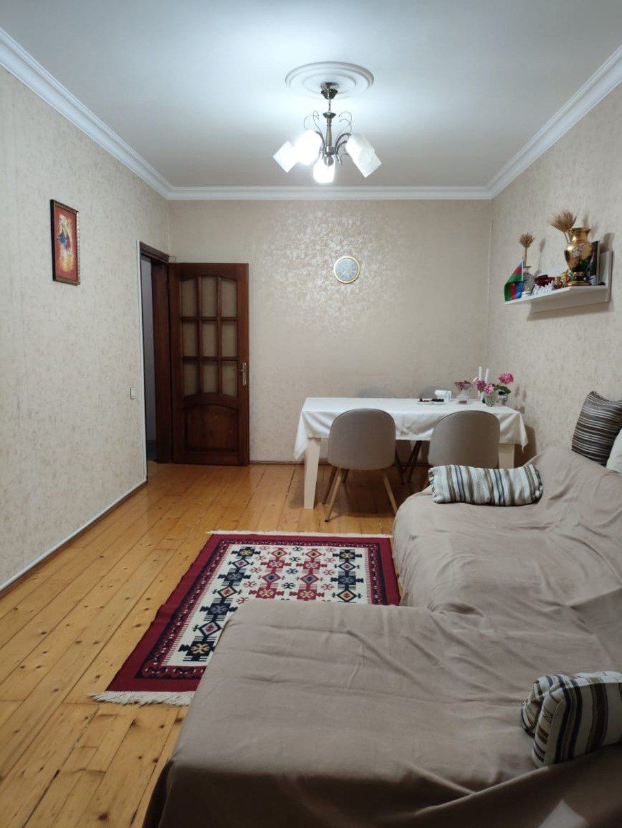 Satılır 2 otaqlı köhnə tikili 65 m² — Mənzil, Bakı (2)