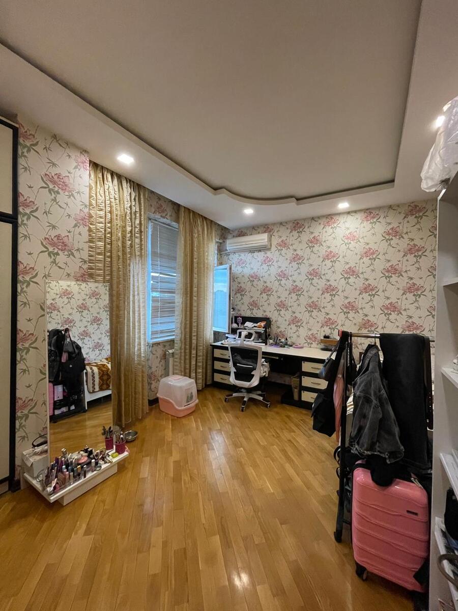 Satılır 4 otaqlı yeni tikili 200 m² — Mənzil, Bakı (7)