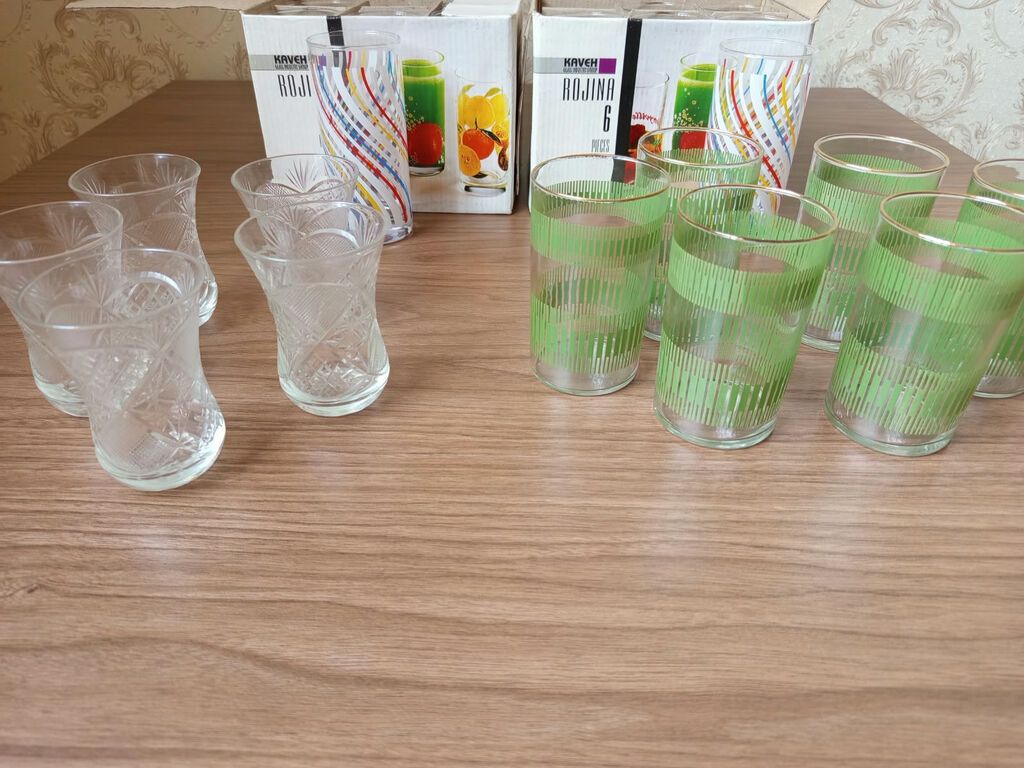 Stakanlar. 5 xrustal armudu 6 Cexiya su stakanı 12 su stakanı qutuda — Qonaq otağı üçün, Bakı