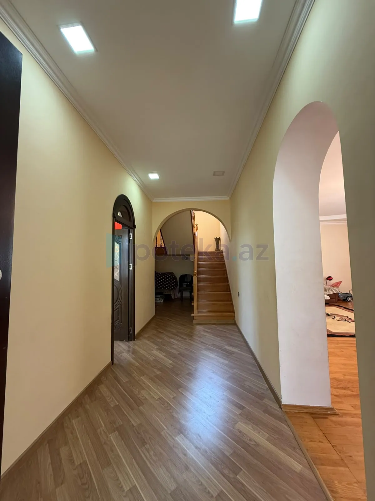 Satılır: 5 Otaq, Evlər/Villalar, Səbail r., Badamdar q., 200.00 m² — Ev, villa, Bakı (5)