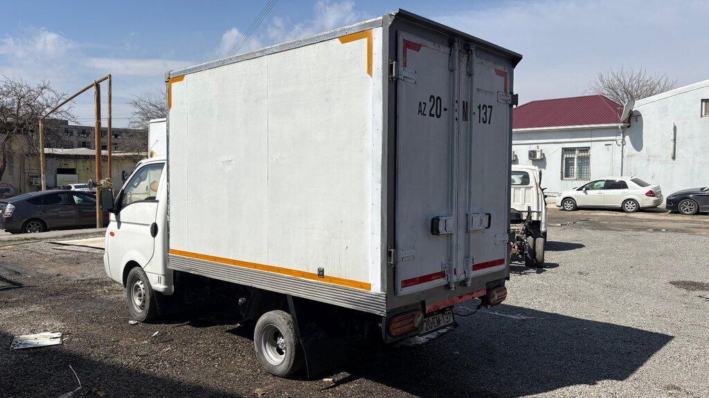 Hyundai H 100, 2.6 L, 2009 il, 386 000 km — Yük maşınları, Bakı (9)