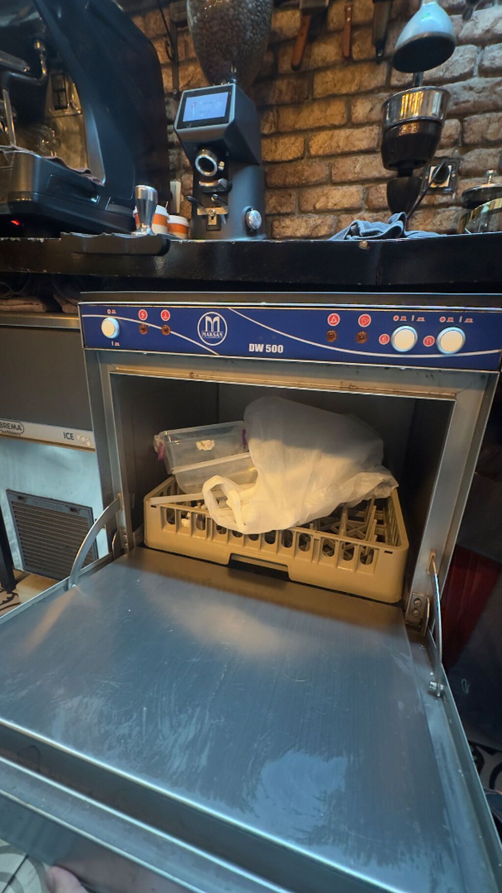 Maksan DW 500 restoran tipli qab‑qacaq yuyucu maşın - Model: Maksan — Qab yuyucu maşınlar, Bakı (2)